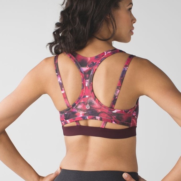 Lululemon Splendour Sports Bra Poppy Petals Berry Rumble Multi / Black - Picture 4 of 10